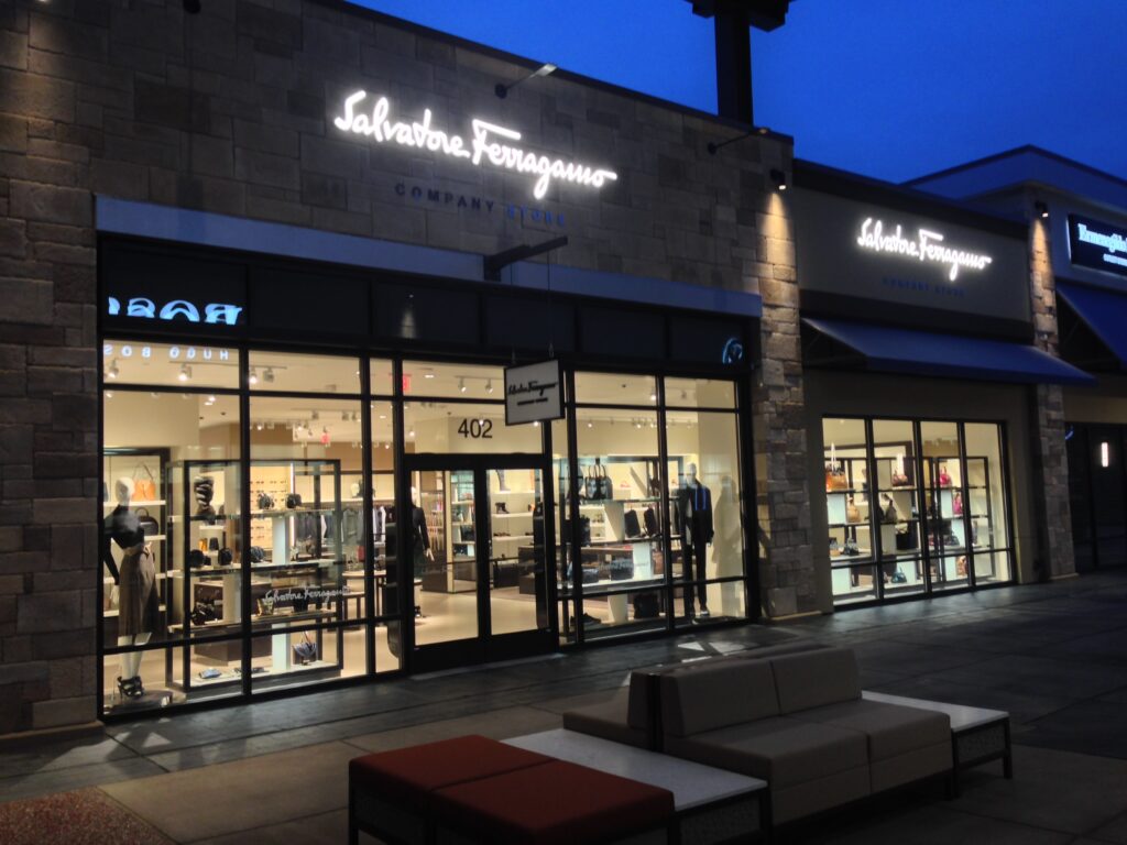 16383 - Ferragamo (1)
