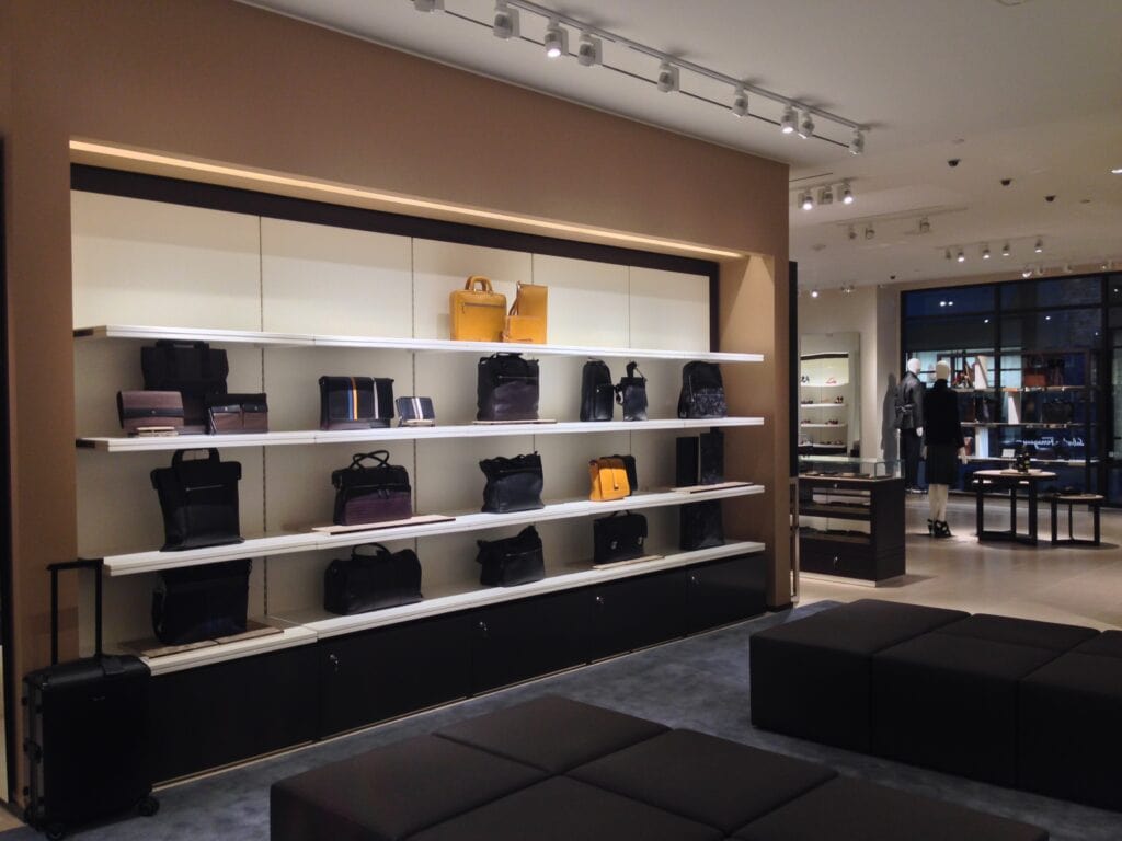 16383 - Ferragamo (12)