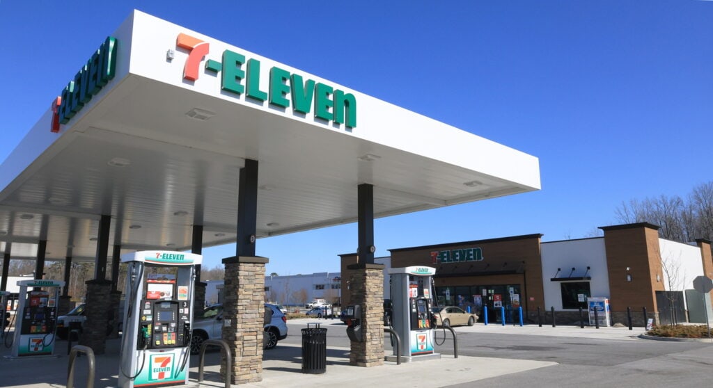 7-11 Middle River 6